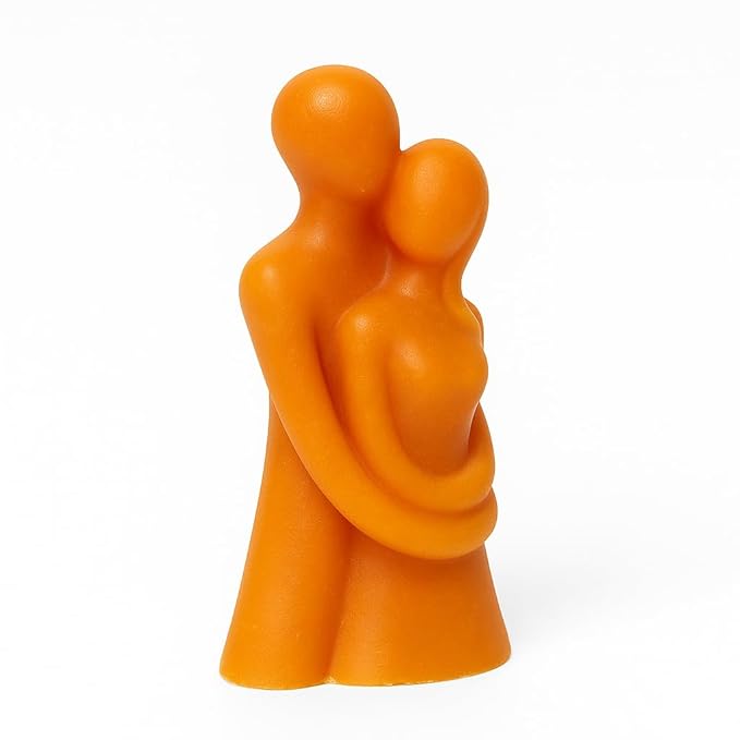 Romantic Couple Soy Wax Candle – Minimalist Sculpture with Floral Scent